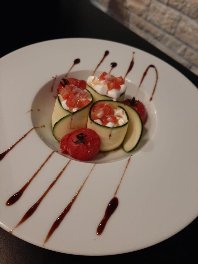 Hotel-Restaurant Le Lion D'Or 波朗特吕 外观 照片