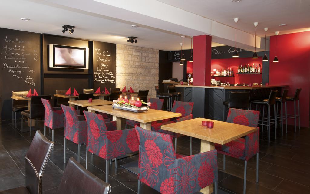Hotel-Restaurant Le Lion D'Or 波朗特吕 外观 照片