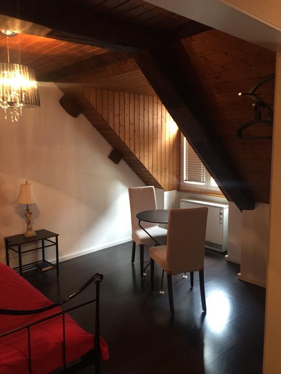 Hotel-Restaurant Le Lion D'Or 波朗特吕 客房 照片